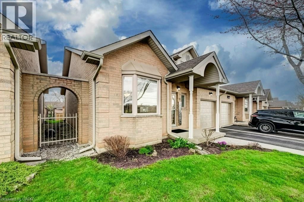 44 - 94 GREENTRAIL DRIVE Image 3