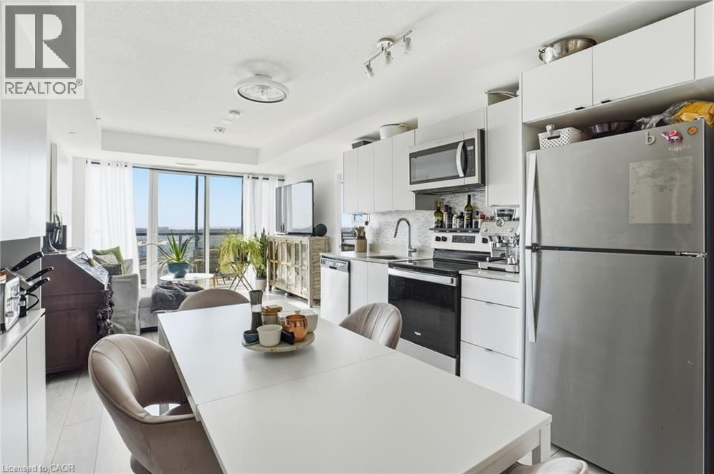 A814 - 3210 DAKOTA COMMON Image 8