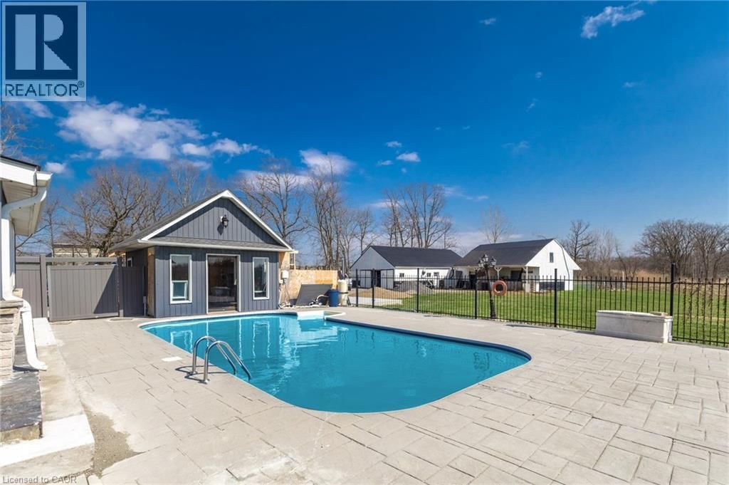 6816 REGIONAL ROAD 65 Image 23