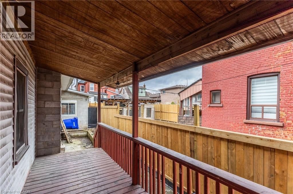 249 WENTWORTH STREET NORTH Image 37