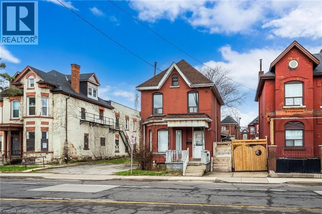 249 WENTWORTH STREET NORTH Image 41