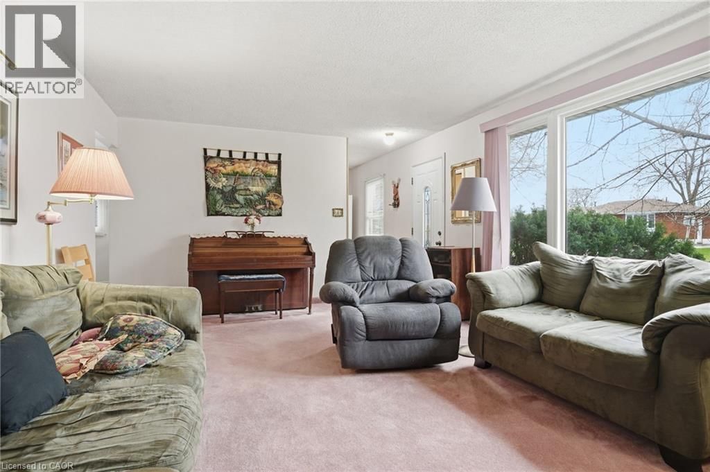 99 PALMER ROAD Image 11