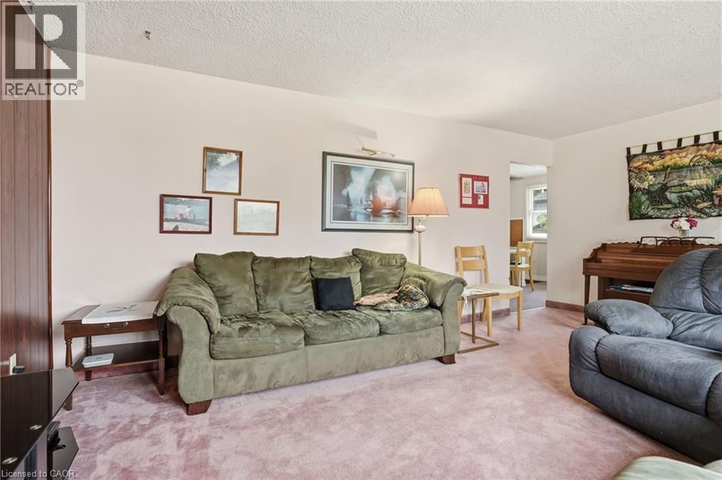 99 PALMER ROAD Image 12