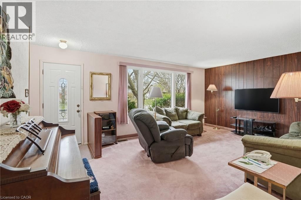 99 PALMER ROAD Image 8