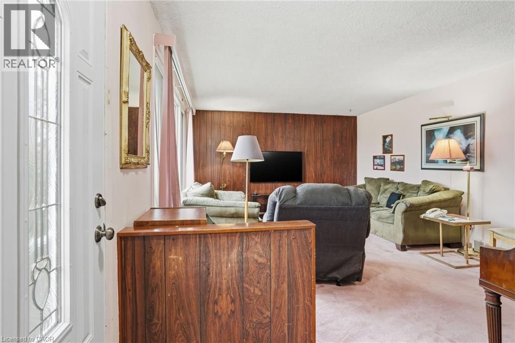 99 PALMER ROAD Image 9