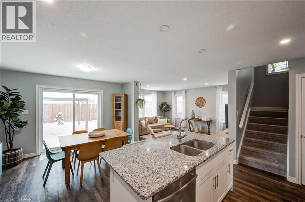 3 - 28 MINLER STREET Image 14