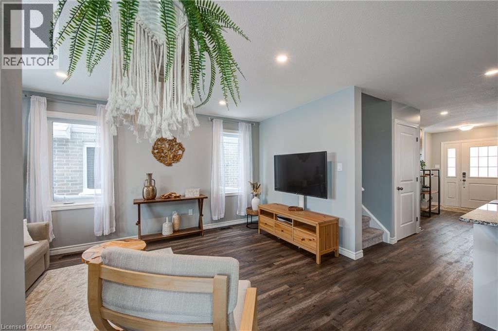 3 - 28 MINLER STREET Image 18