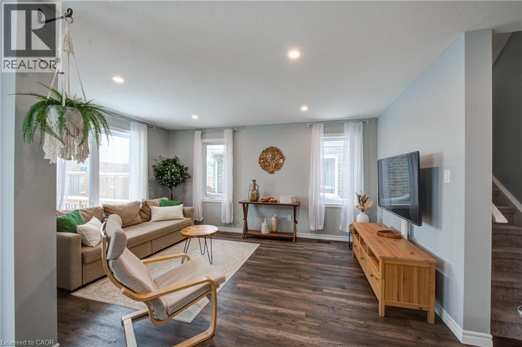 3 - 28 MINLER STREET Image 19