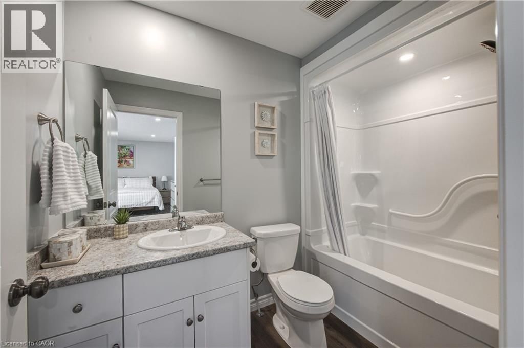 3 - 28 MINLER STREET Image 32