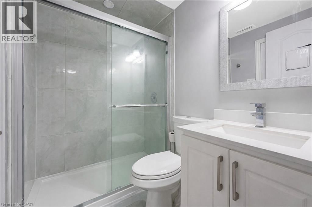 72 ST JEROME CRESCENT Image 33