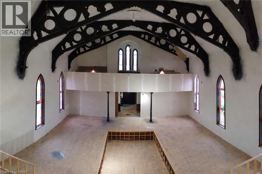 2048 ALBERT STREET SOUTH Image 6