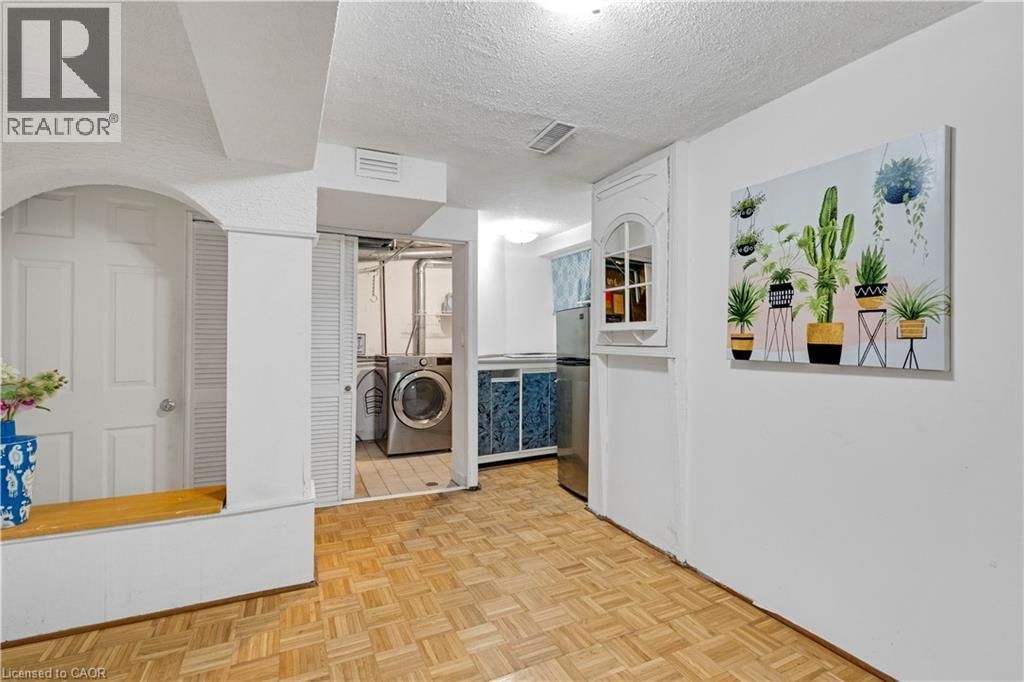 4 - 1180 MISSISSAUGA VALLEY BOULEVARD Image 23