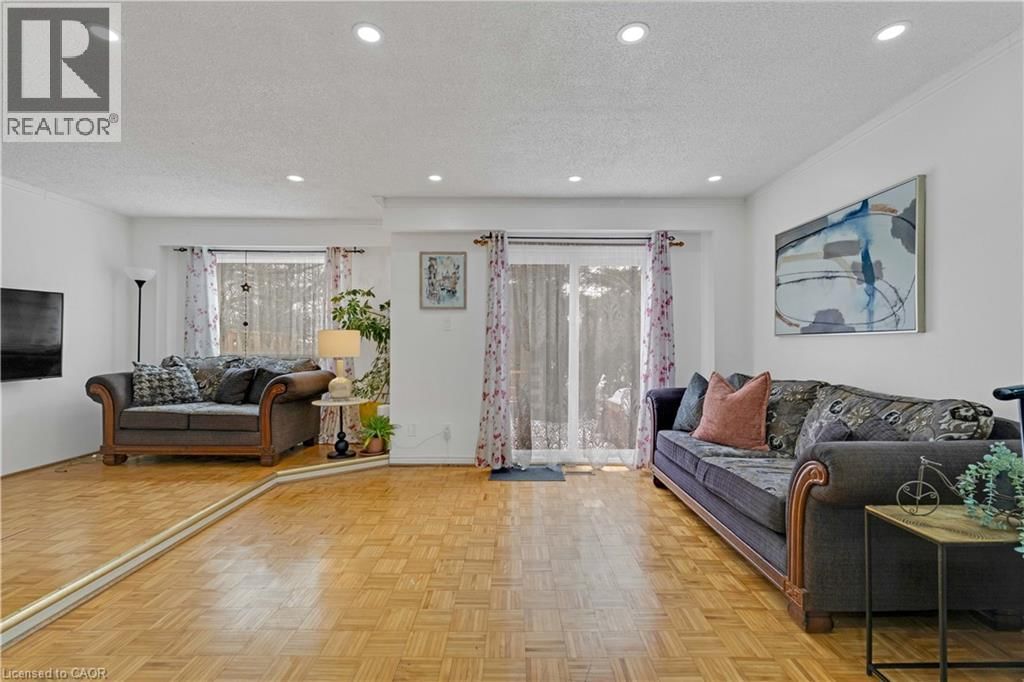 4 - 1180 MISSISSAUGA VALLEY BOULEVARD Image 4