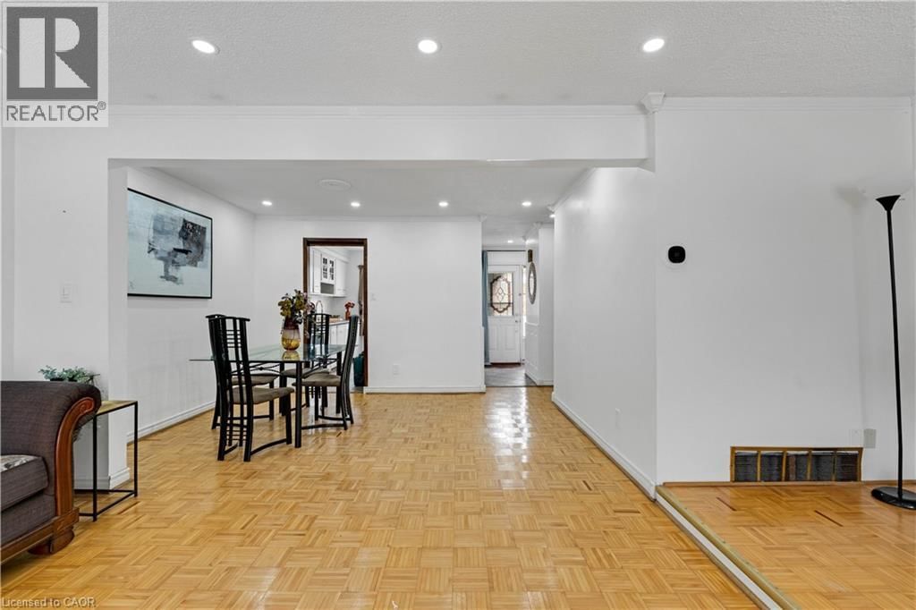 4 - 1180 MISSISSAUGA VALLEY BOULEVARD Image 6