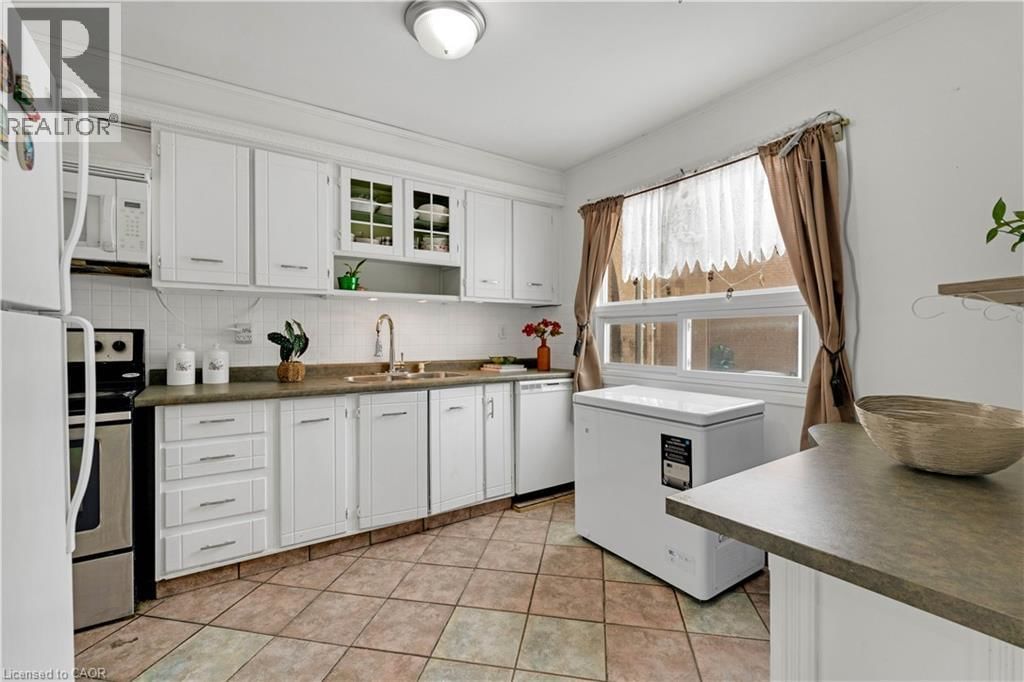 4 - 1180 MISSISSAUGA VALLEY BOULEVARD Image 9