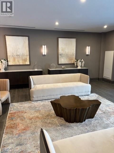 1009 - 470 DUNDAS STREET EAST Image 10