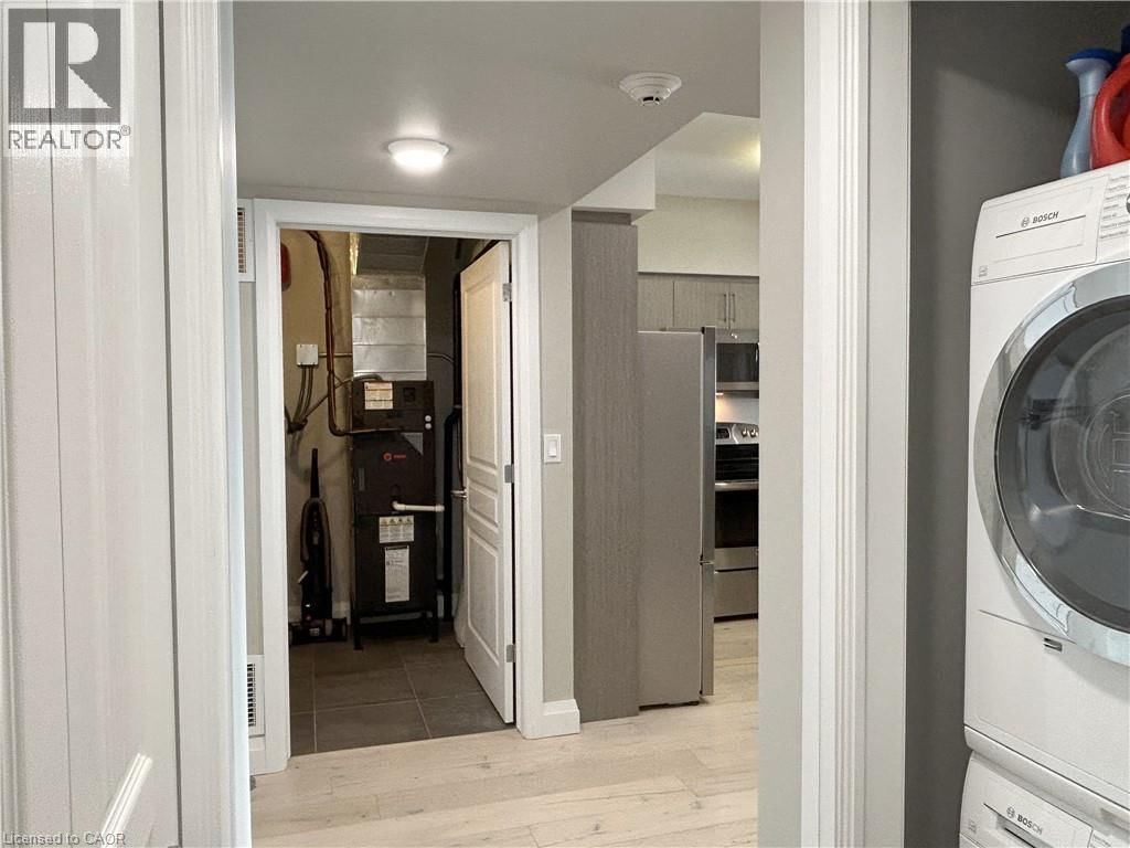 207 - 12 ERIE BOULEVARD Image 20