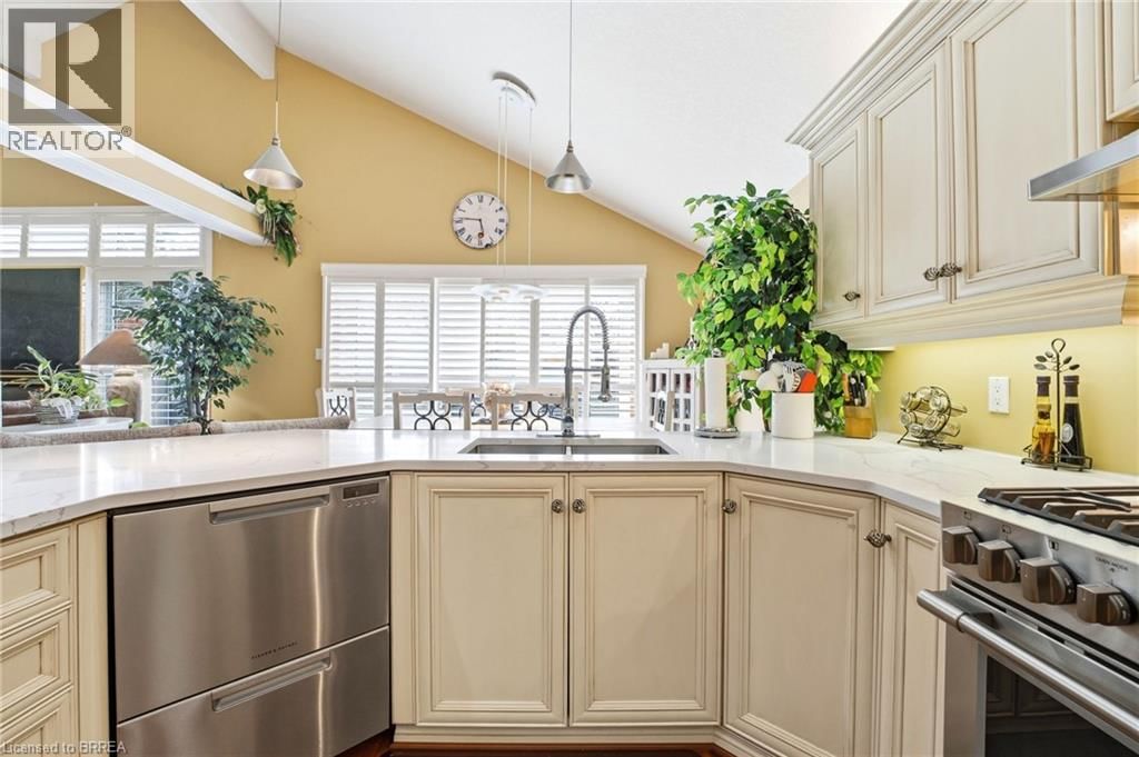 46 VICTOR BOULEVARD Image 6