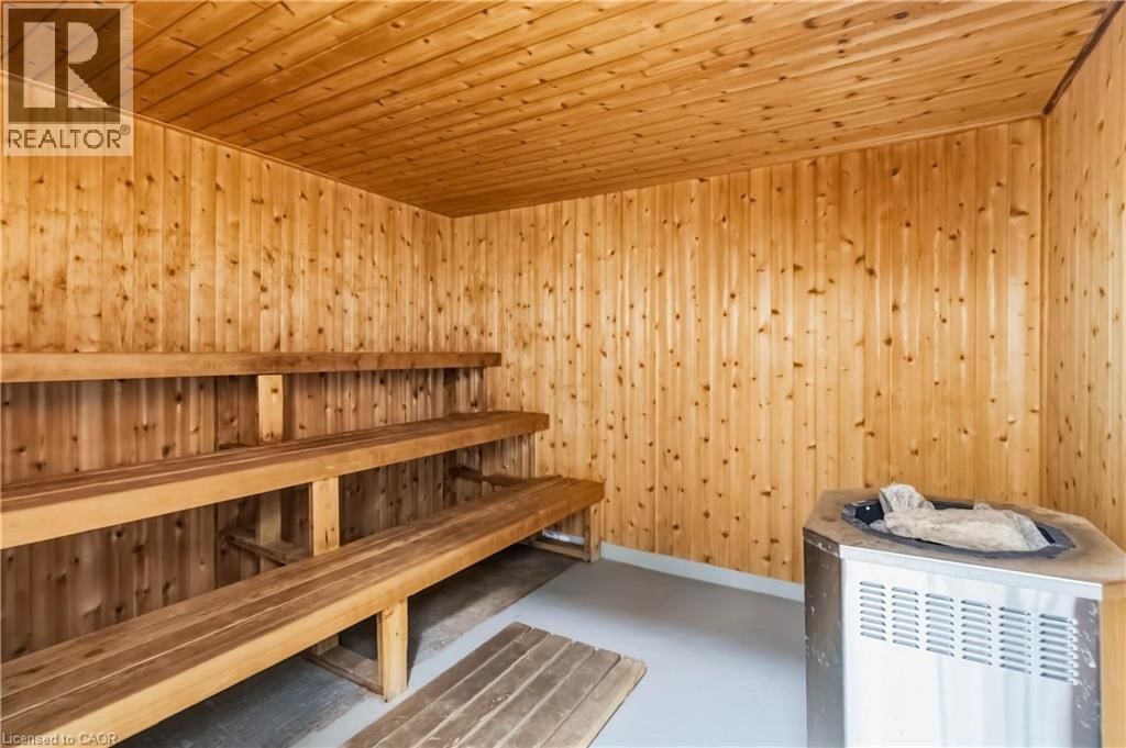 1706 - 975 WARWICK COURT Image 20