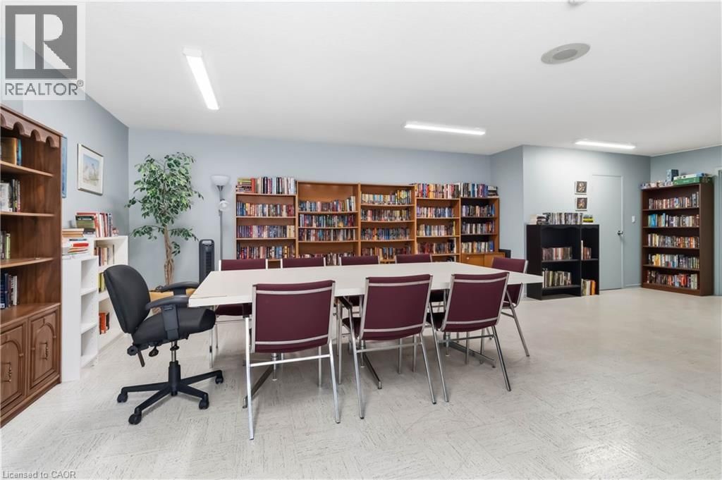 1706 - 975 WARWICK COURT Image 21