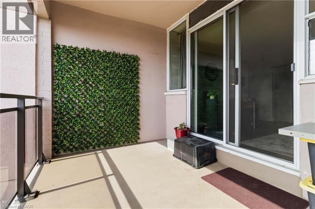 1706 - 975 WARWICK COURT Image 25