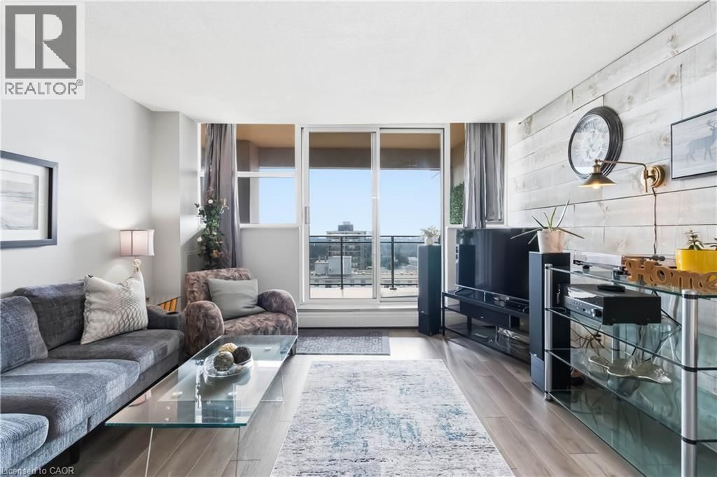 1706 - 975 WARWICK COURT Image 6