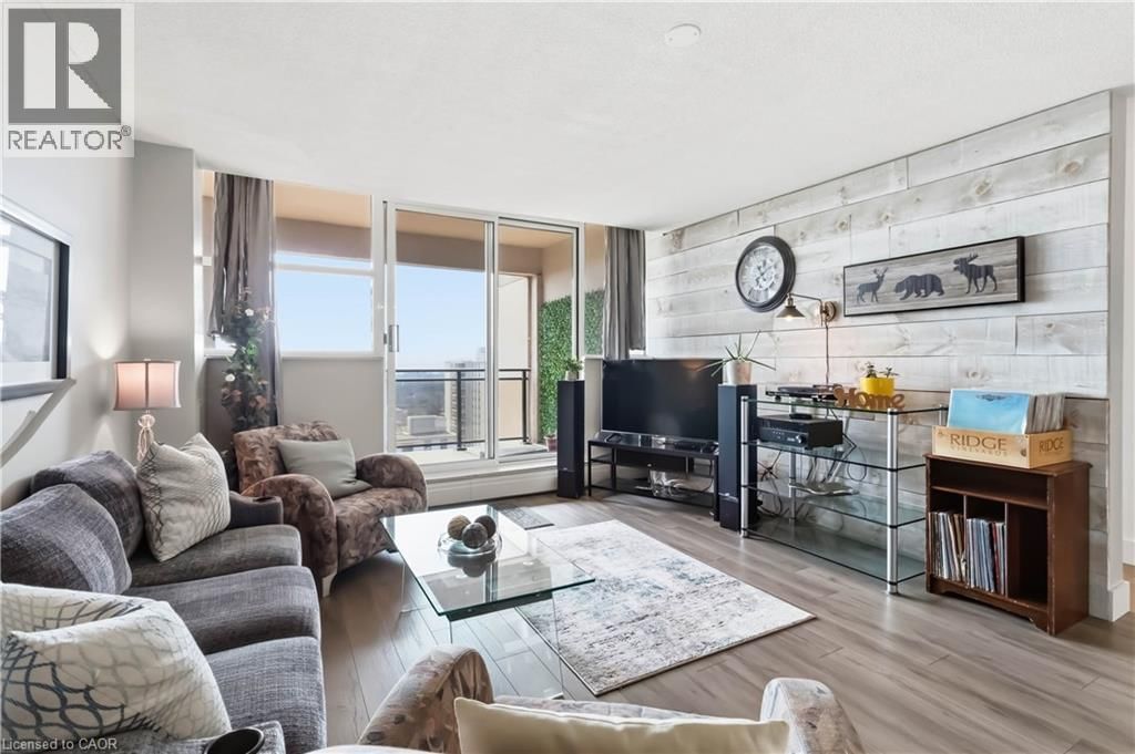 1706 - 975 WARWICK COURT Image 9