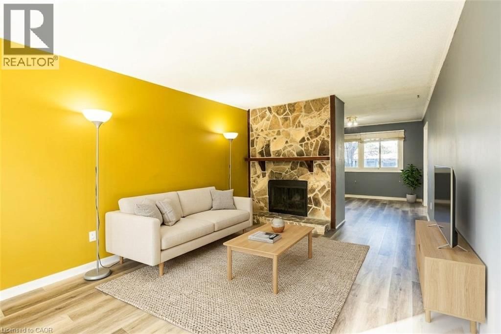 102 - 121 UNIVERSITY AVENUE EAST Image 5