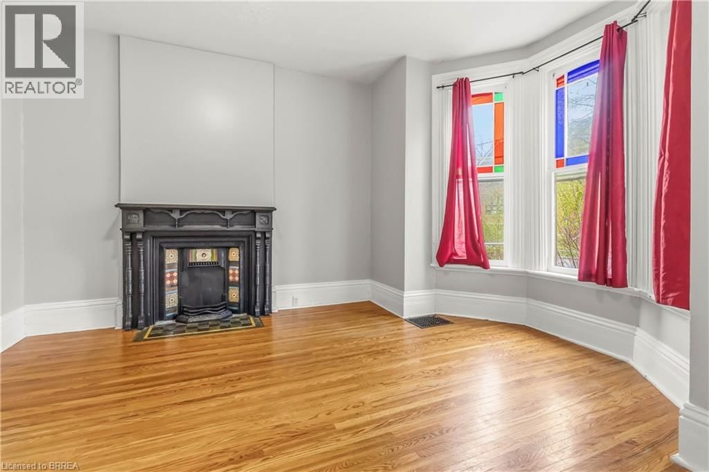 74 PEARL STREET Image 10