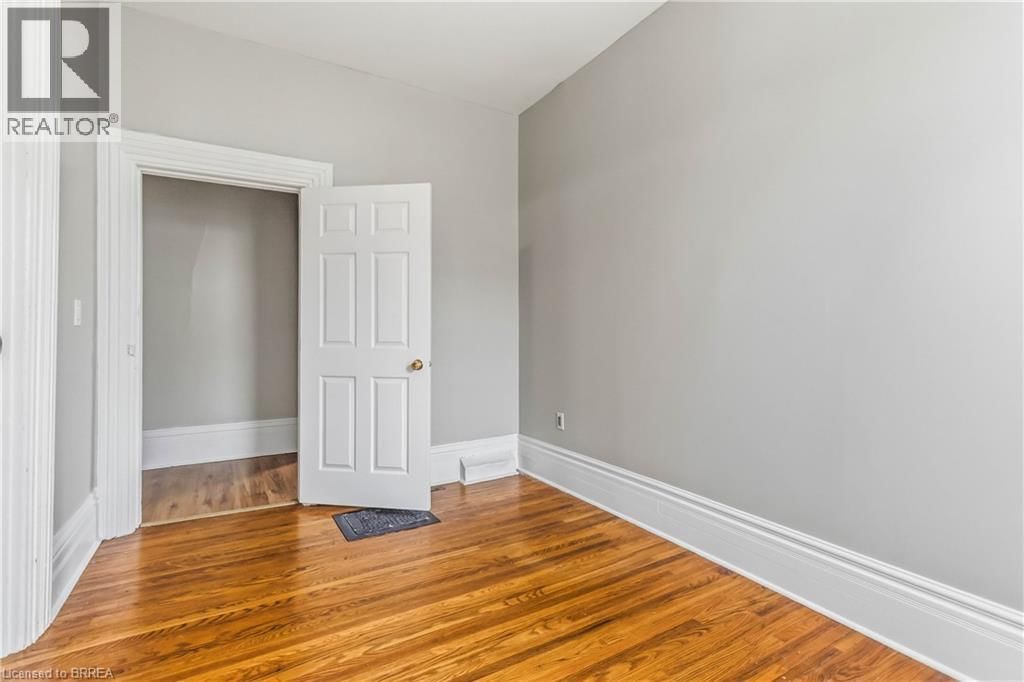 74 PEARL STREET Image 13