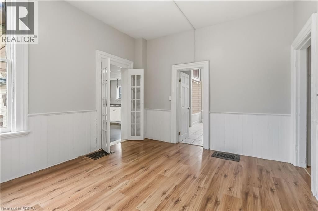 74 PEARL STREET Image 17