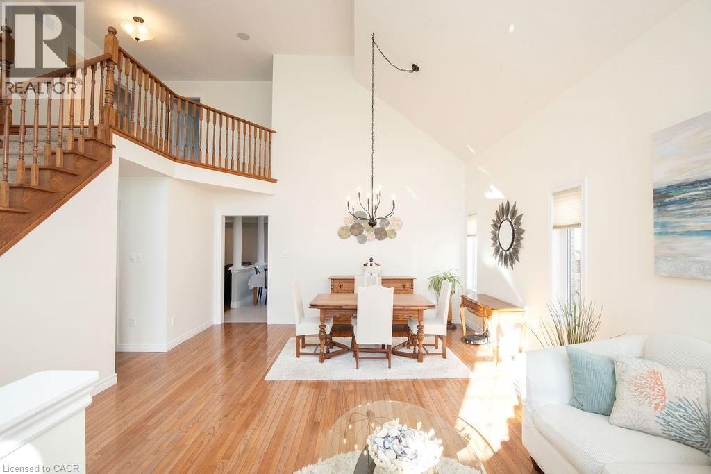 154 THOROUGHBRED BOULEVARD Image 12