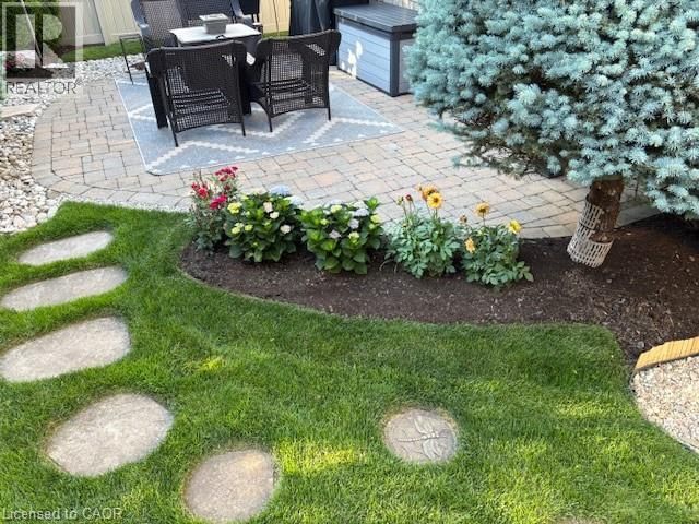 154 THOROUGHBRED BOULEVARD Image 48