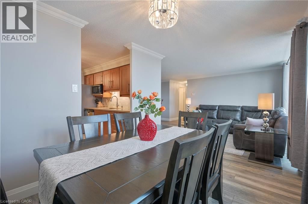 1612 - 35 GREEN VALLEY DRIVE Image 11