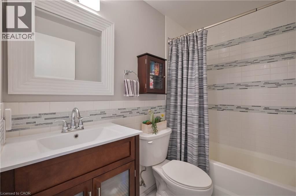 1612 - 35 GREEN VALLEY DRIVE Image 21