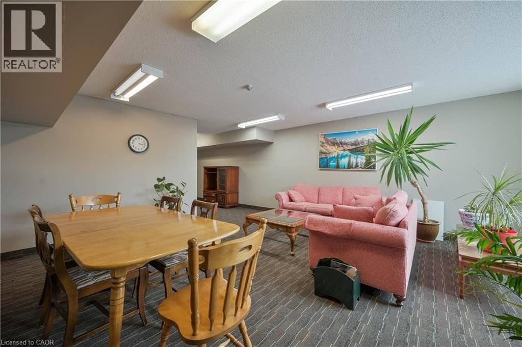 1612 - 35 GREEN VALLEY DRIVE Image 26