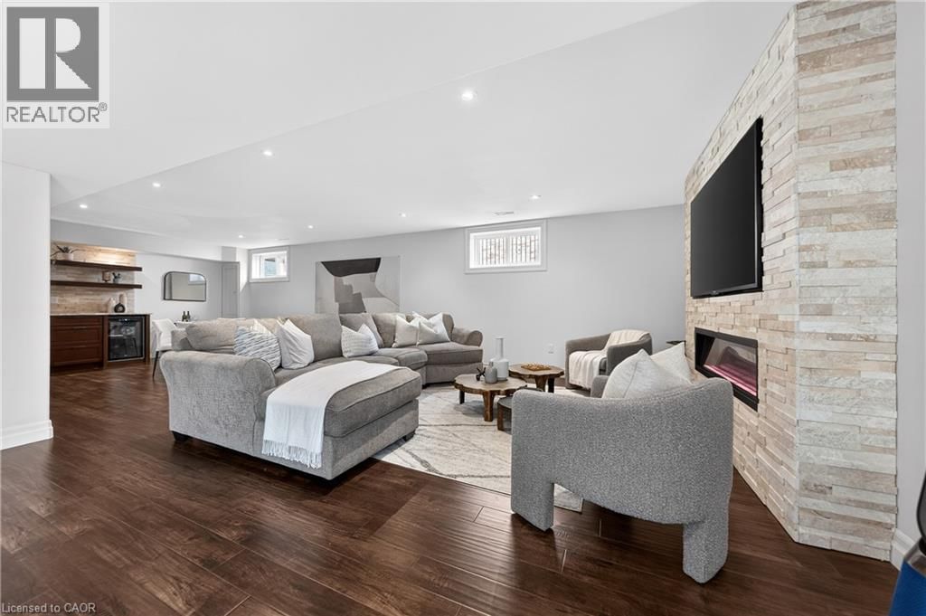 325 DEERFOOT TRAIL Image 39