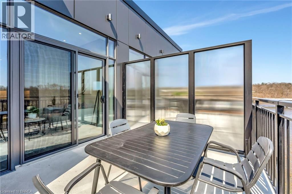 302 - 7 GRAND RIVER STREET NORTH Image 31