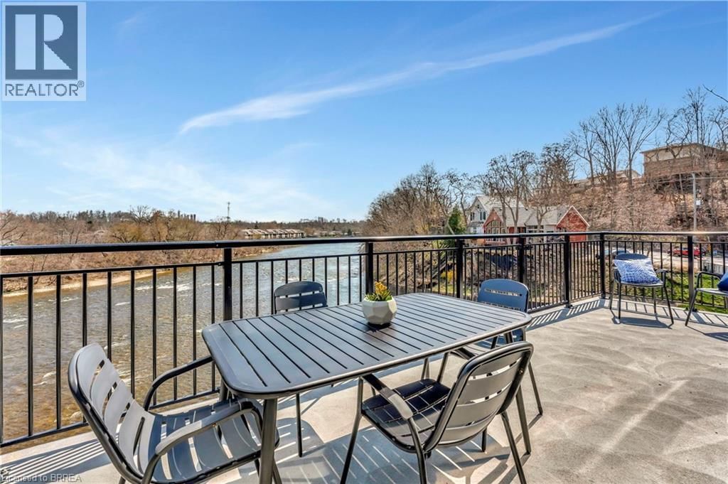 302 - 7 GRAND RIVER STREET NORTH Image 32