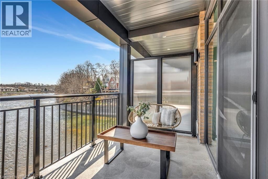 203 - 7 GRAND RIVER STREET NORTH Image 29