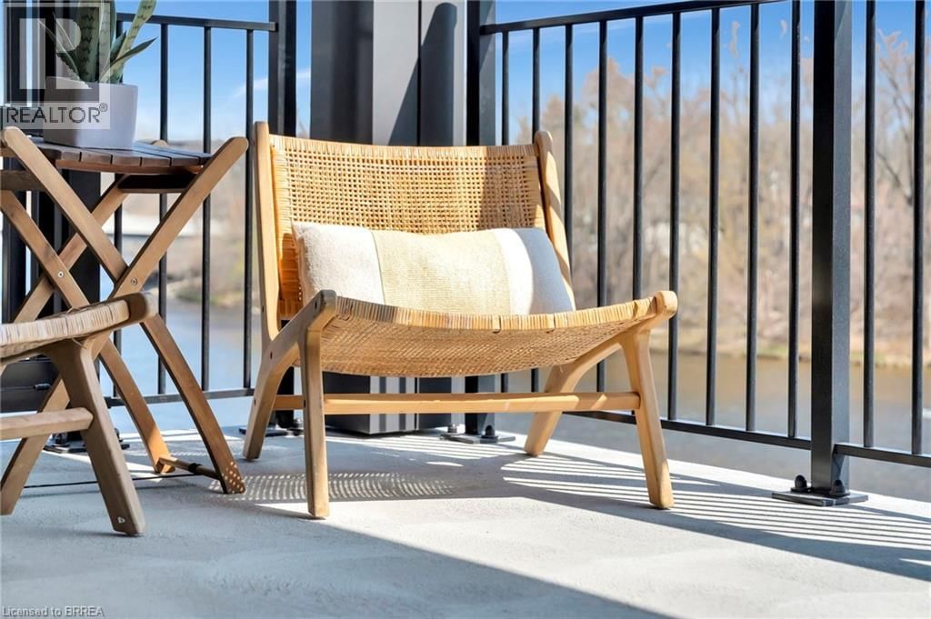 203 - 7 GRAND RIVER STREET NORTH Image 30