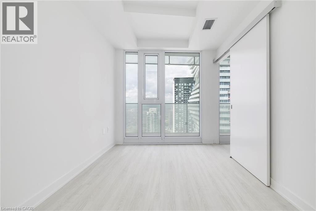 3912 - 3883 QUARTZ ROAD Image 6