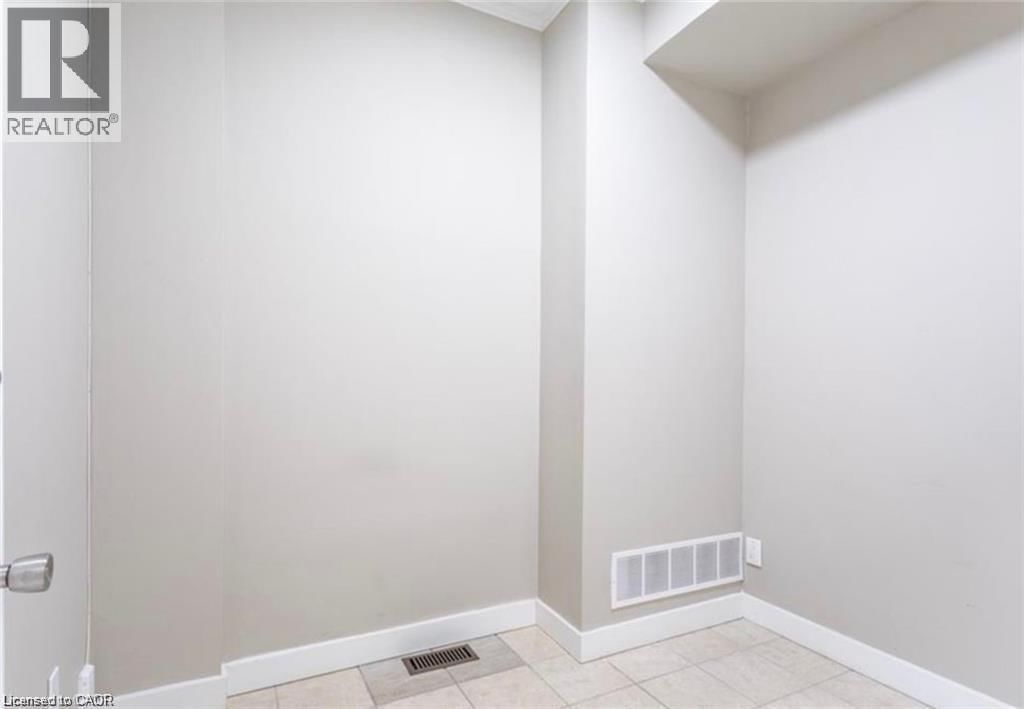 833 KING STREET EAST Image 10