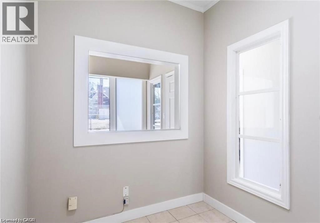 833 KING STREET EAST Image 8