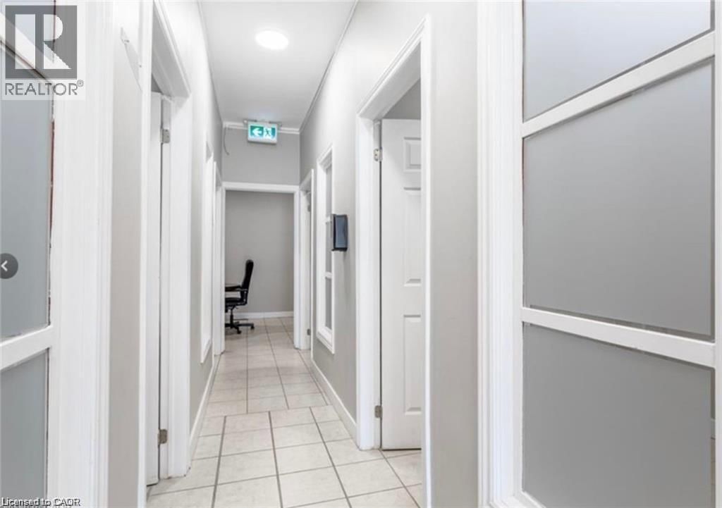 833 KING STREET EAST Image 9