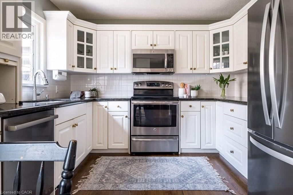 587 SHARALIN COURT Image 14