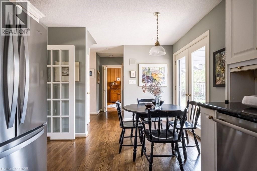 587 SHARALIN COURT Image 17