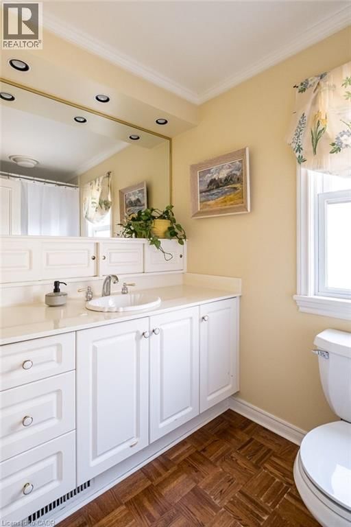 587 SHARALIN COURT Image 26