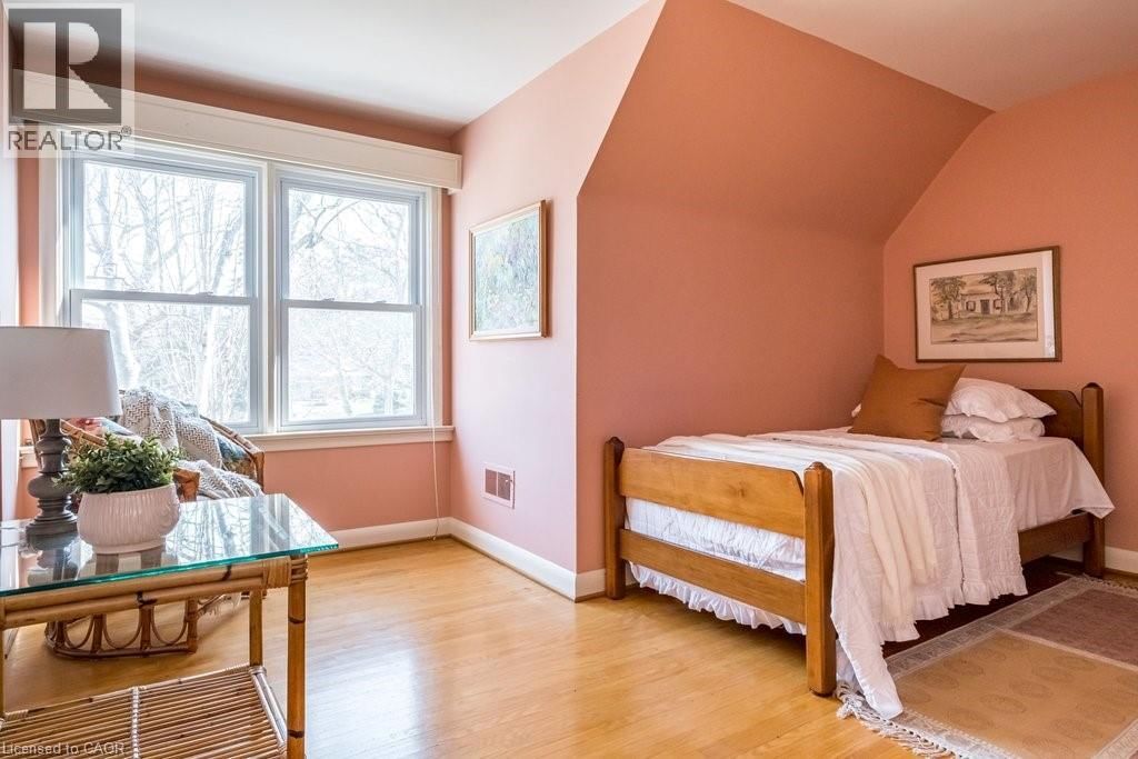 587 SHARALIN COURT Image 34