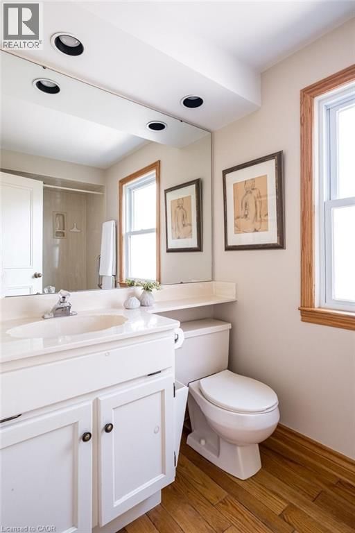 587 SHARALIN COURT Image 37